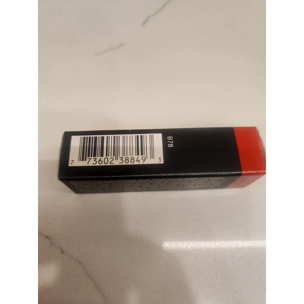 MAC Cosmetics Retro Matte Lipstick #702 Dangerous 0.1oz / 3g